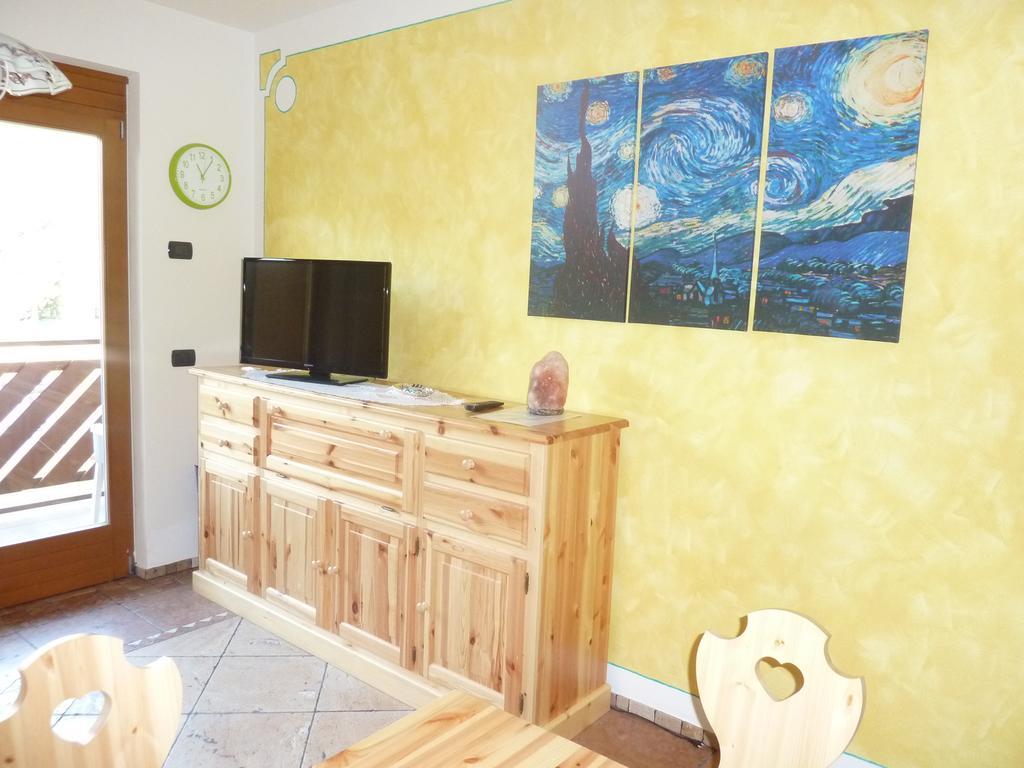 Appartamento Finestra Sul Parco Comano Terme Room photo